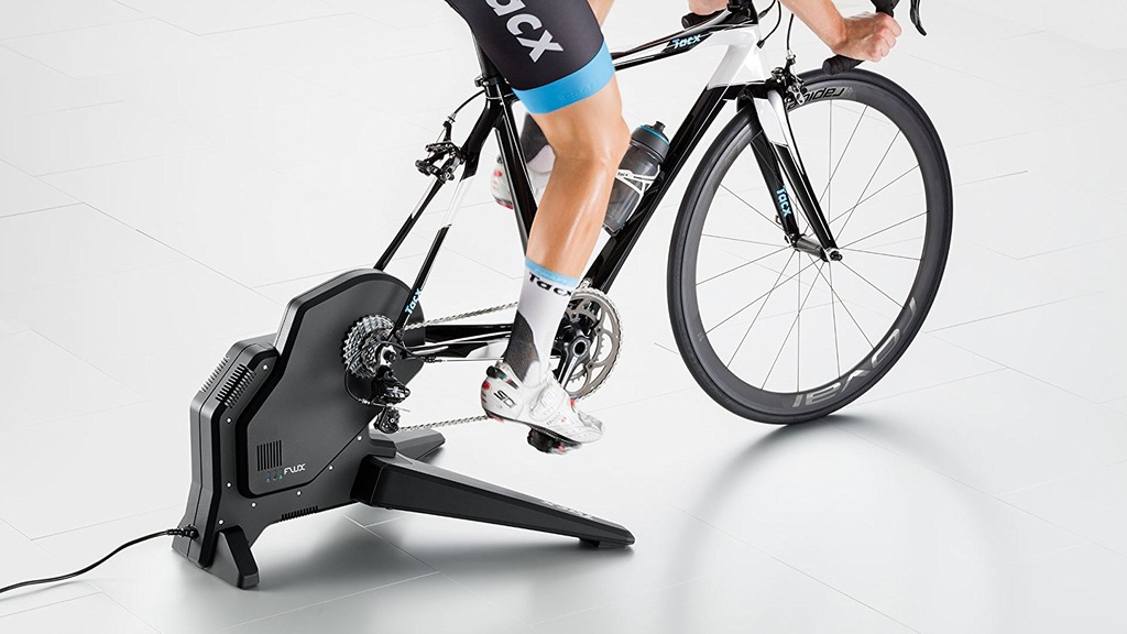 Trenażer rowerowy TACX FLUX SMART T2900 7312075070 oficjalne