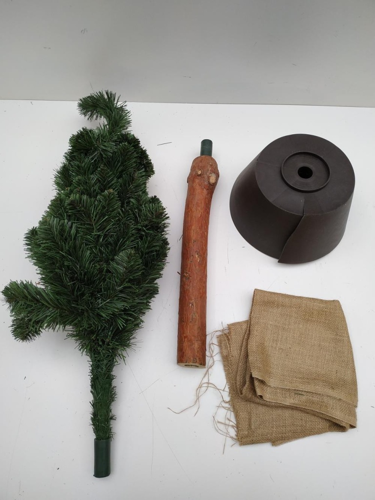 SZTUCZNA CHOINKA NK5 NA PNIU ZIELONA 150 CM