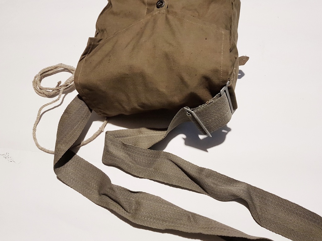 как завязывать вещмешок. лямка вещмешок. как завязывать вещь мешок. как завязывать вещмешок армейский. вещмешок ркка оригинал.