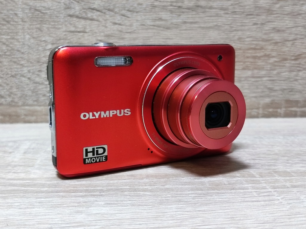 Aparat cyfrowy Olympus VG-160 czerwony