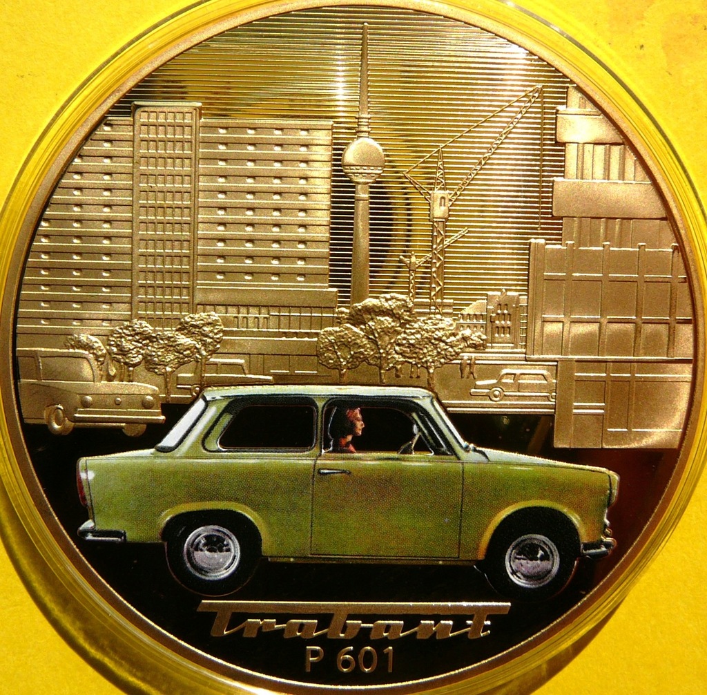 TRABANT 601 KULTOWE AUTO DDR 1964r GIGANT ZŁOTO