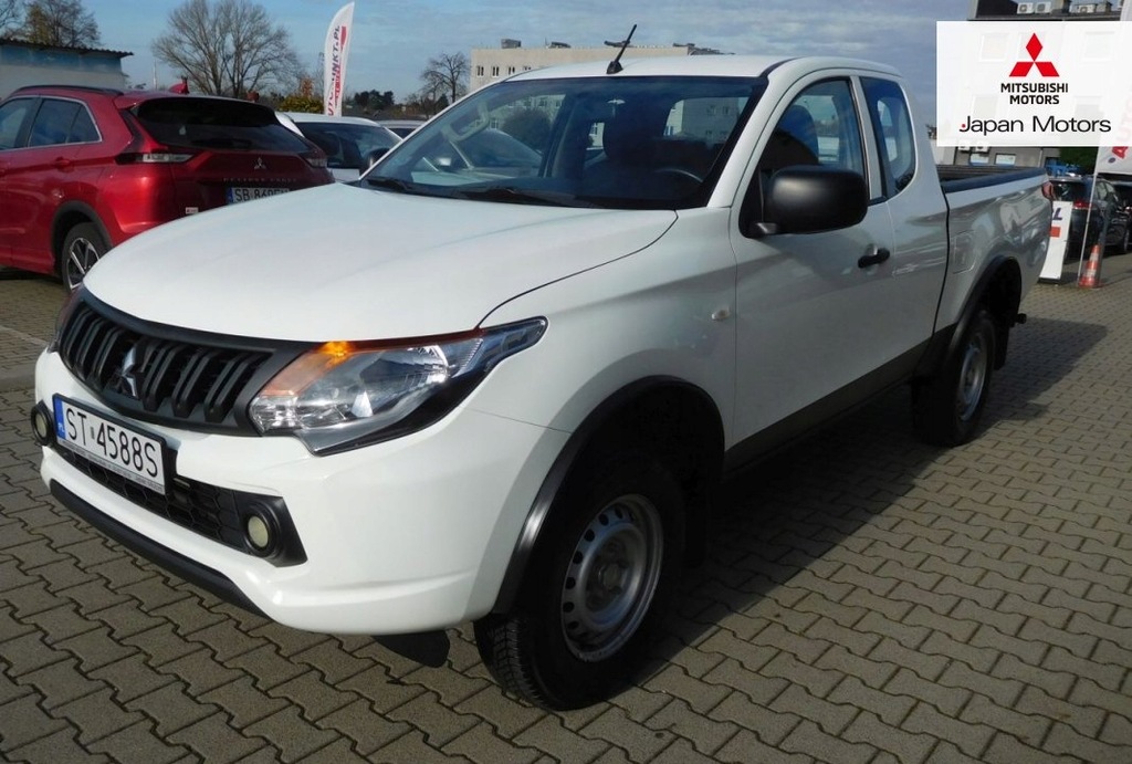 MITSUBISHI L200 Invite