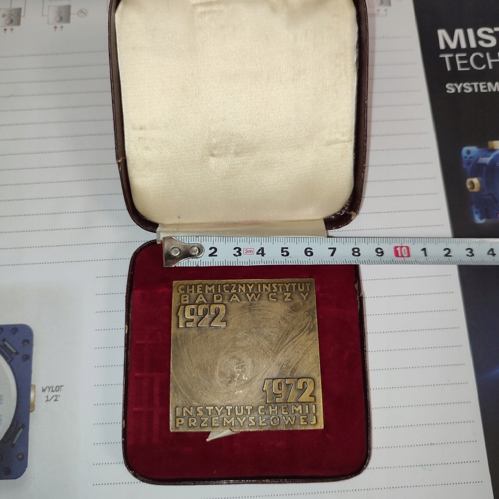 Medal 1922 - 1972 CHEMICZNY INSTYTUT BADAWCZY 56.