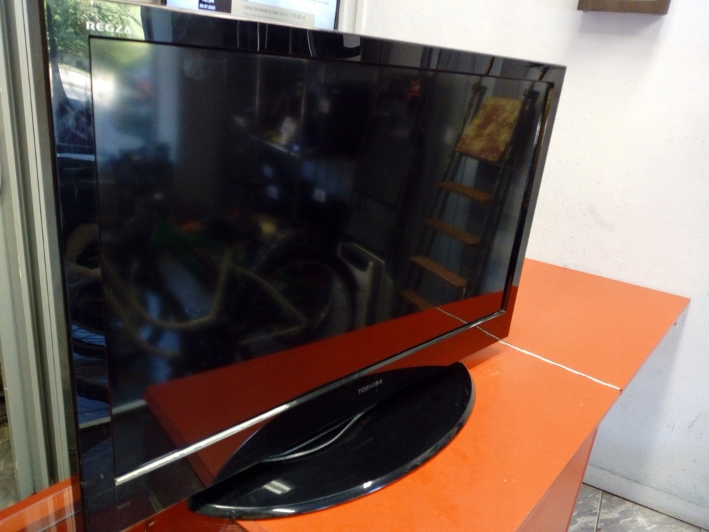 LCD TV TOSHIBA 40LV685DG 40 cali