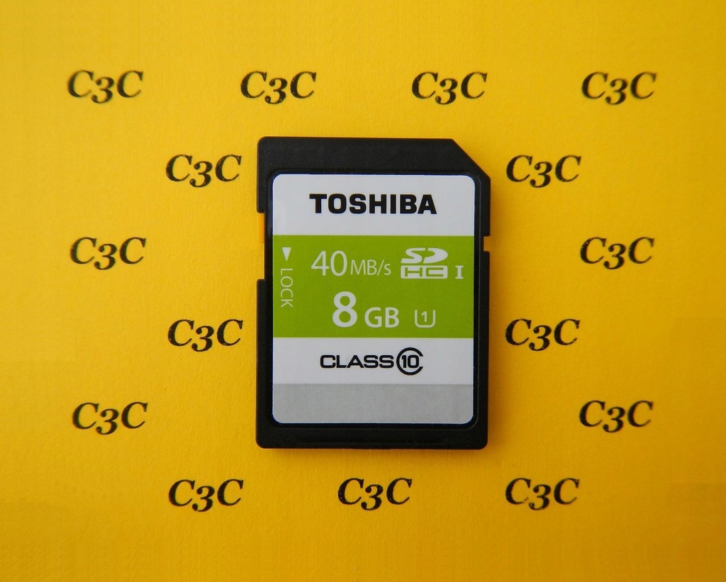 SDHC 8 GB --- TOSHIBA --- MADE IN JAPAN