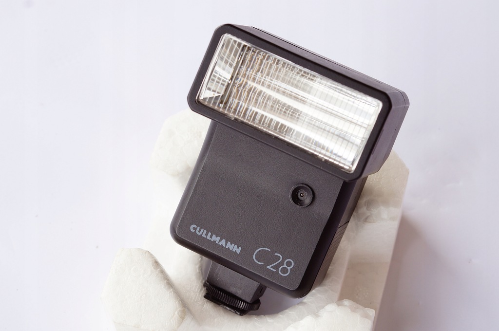 LAMPA CULLMANN C28 ŁADNA