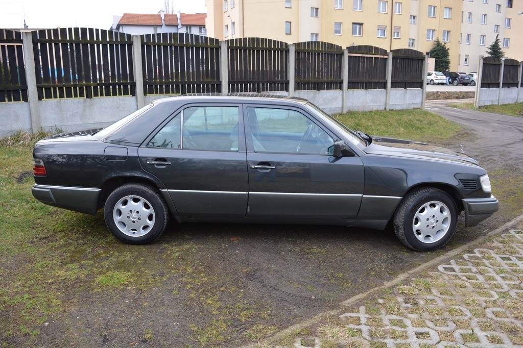 Mercedes E250 W124 2,5 diesel 7167614888 oficjalne