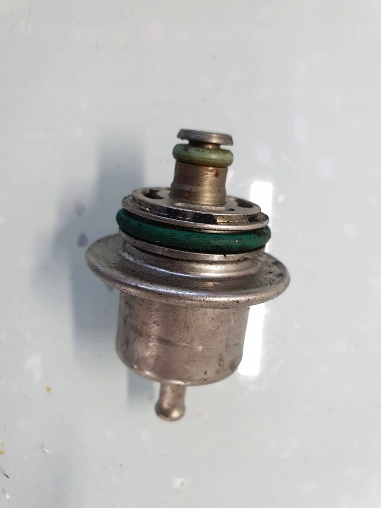 Ford Mondeo MK I 1996 Czujnik ciśnienia paliwa