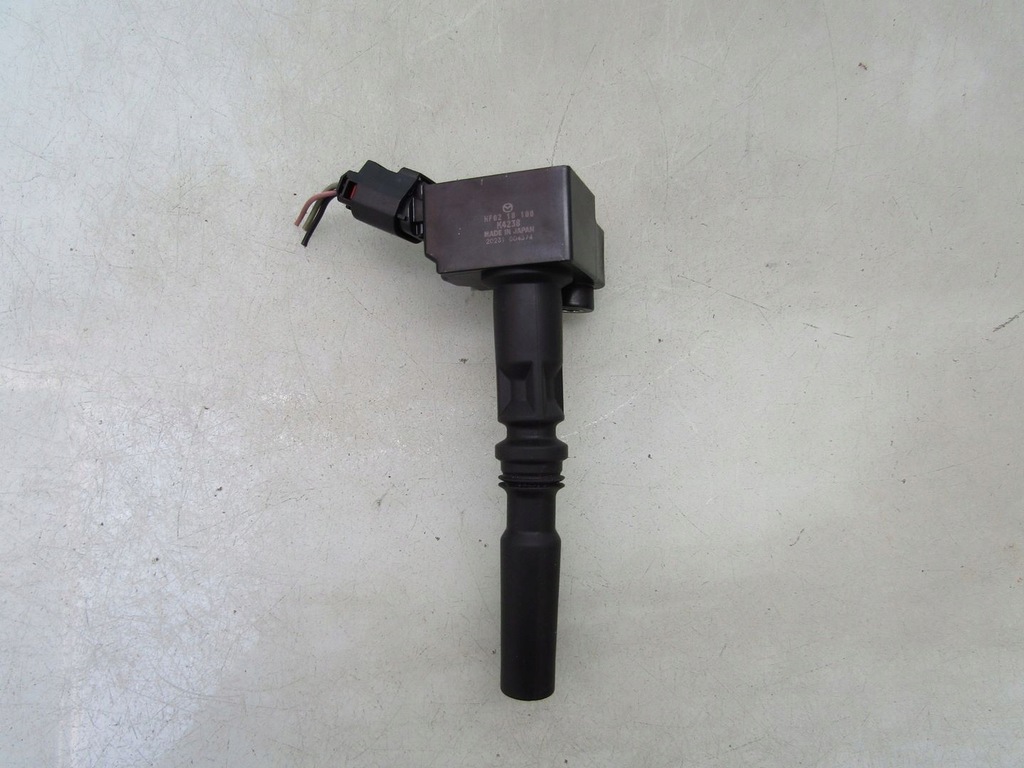 MAZDA CX-30 2.0 SKYACTIV-X 20R CEWKA ZAPŁONOWA HF0218100 3 BP