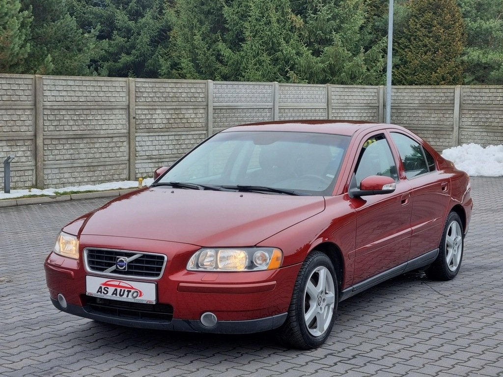 Volvo S60 2,4i 140KM Momentum/Półskóry