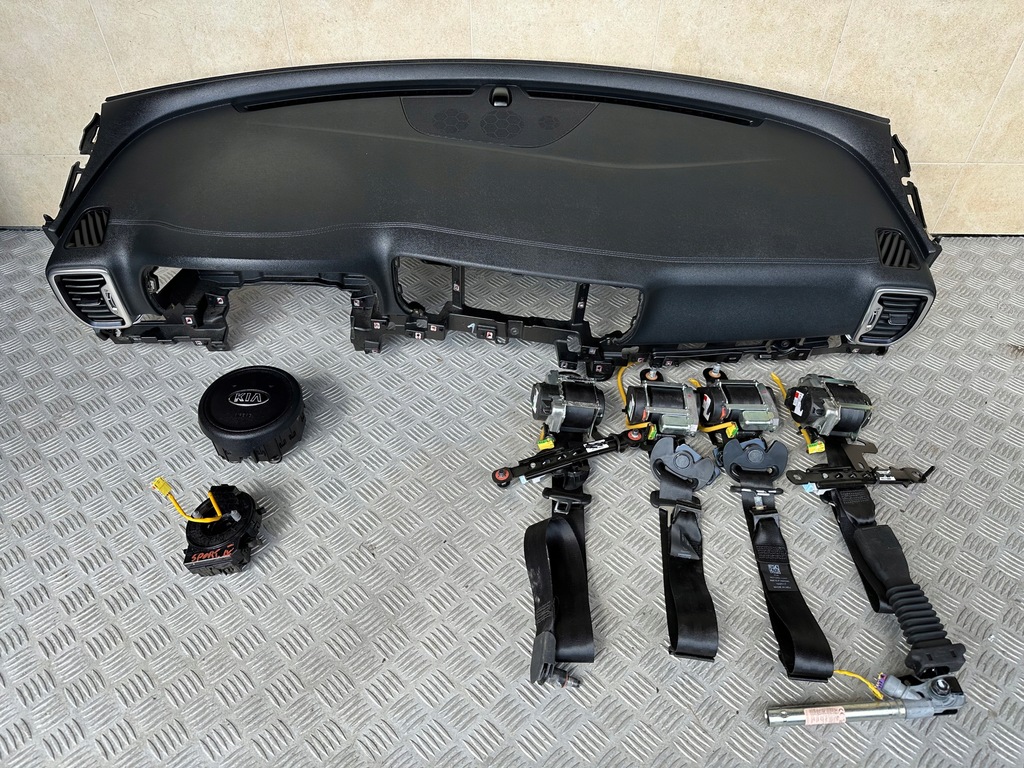 DESKA KONSOLA AIRBAG KIA SPORTAGE IV GTLINE 2017R 13564512265