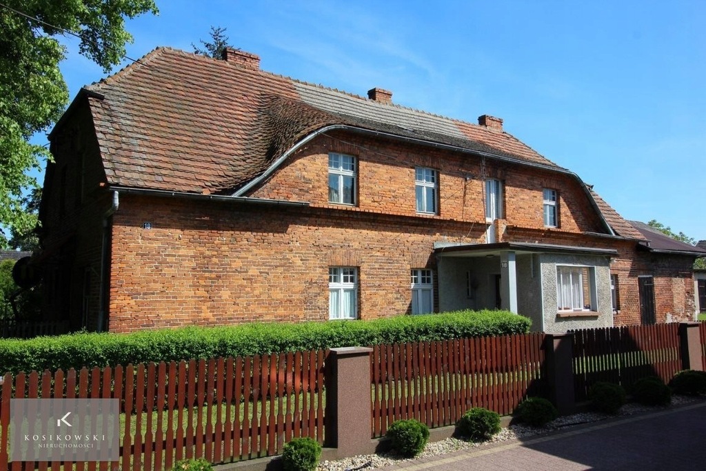 Dom, Starościn, Świerczów (gm.), 190 m²