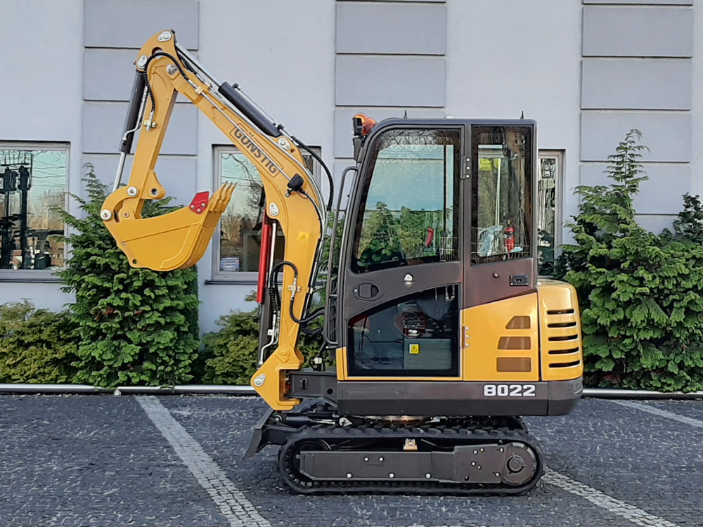 NOWA minikoparka gąsienicowa 2500 kg | Gunstig 8022 Nowe minikoparki