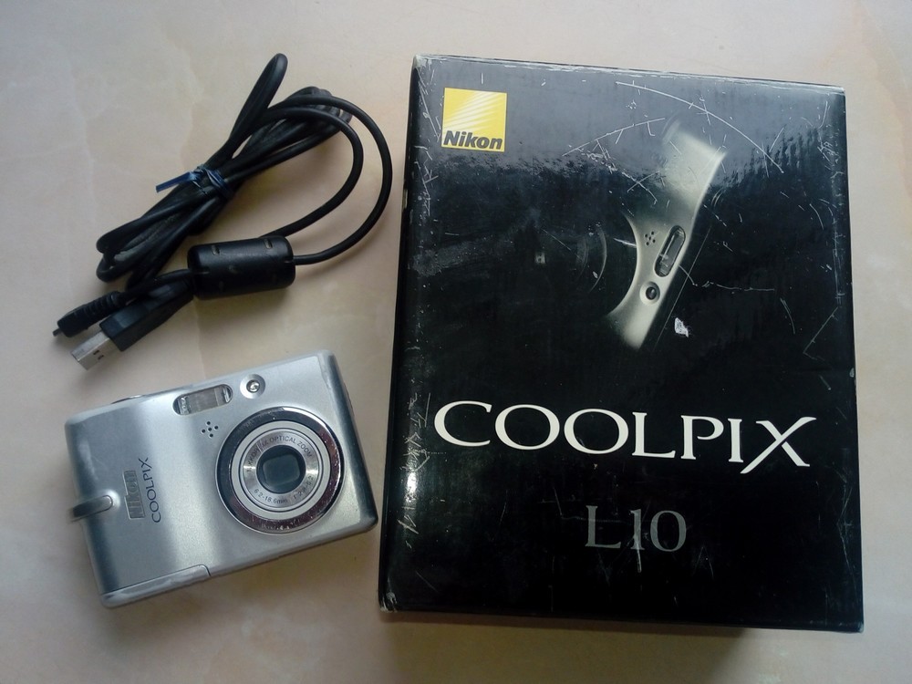 Aparat Nikon coolpix L10