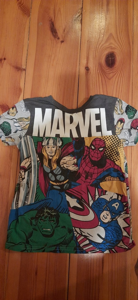 T-shirt MARVEL Avengers r. 110-116