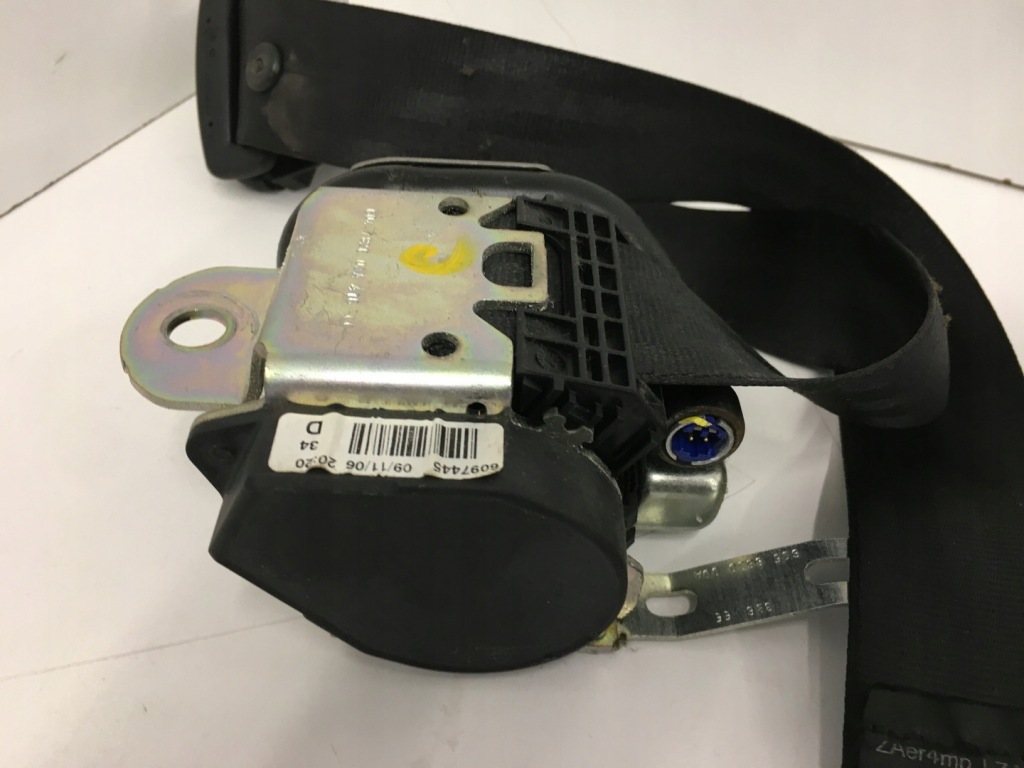 VW POLO 9N PAS BEZPIECZEŃSTWA PRZEDNI PRAWY 6Q3857706L