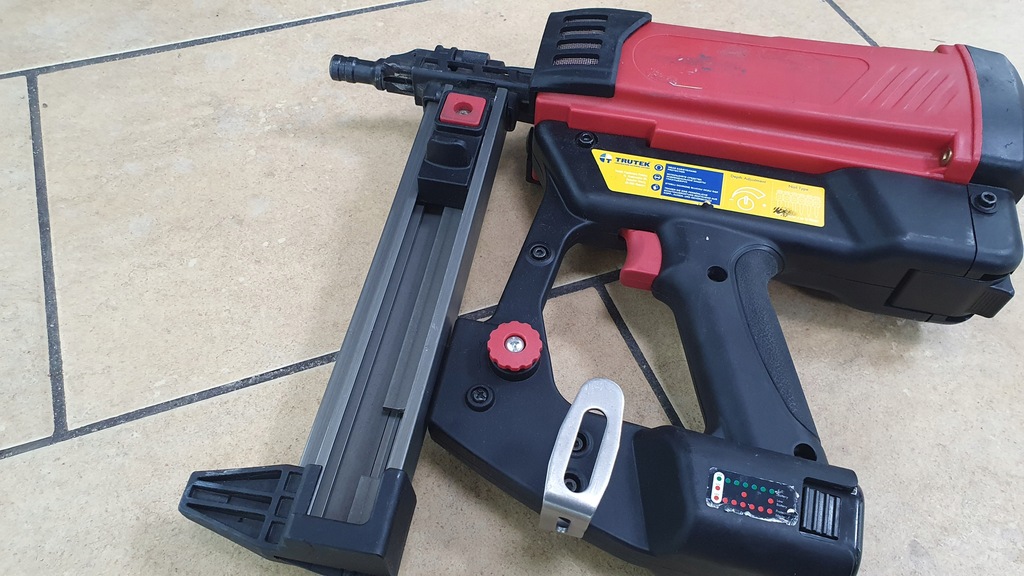 1000 Clous + Gaz Pour Cloueuses TRUTEK TGT-C38 / TJEP CP40-3G Etc. - 6mm Diamètre