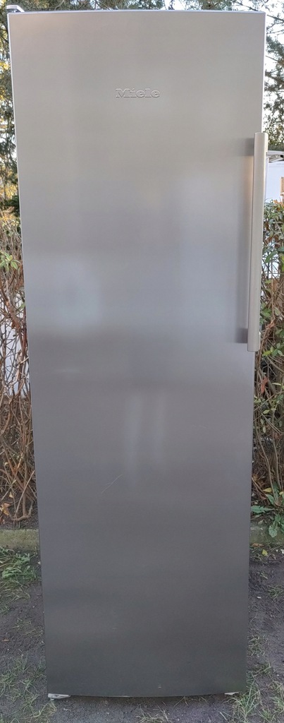 CHŁODZIARKA MIELE 405 LITRÓW