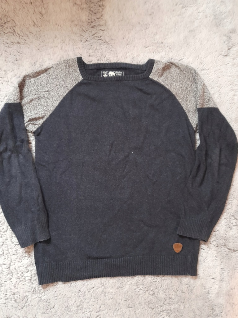 Rebel 9-10 sweter