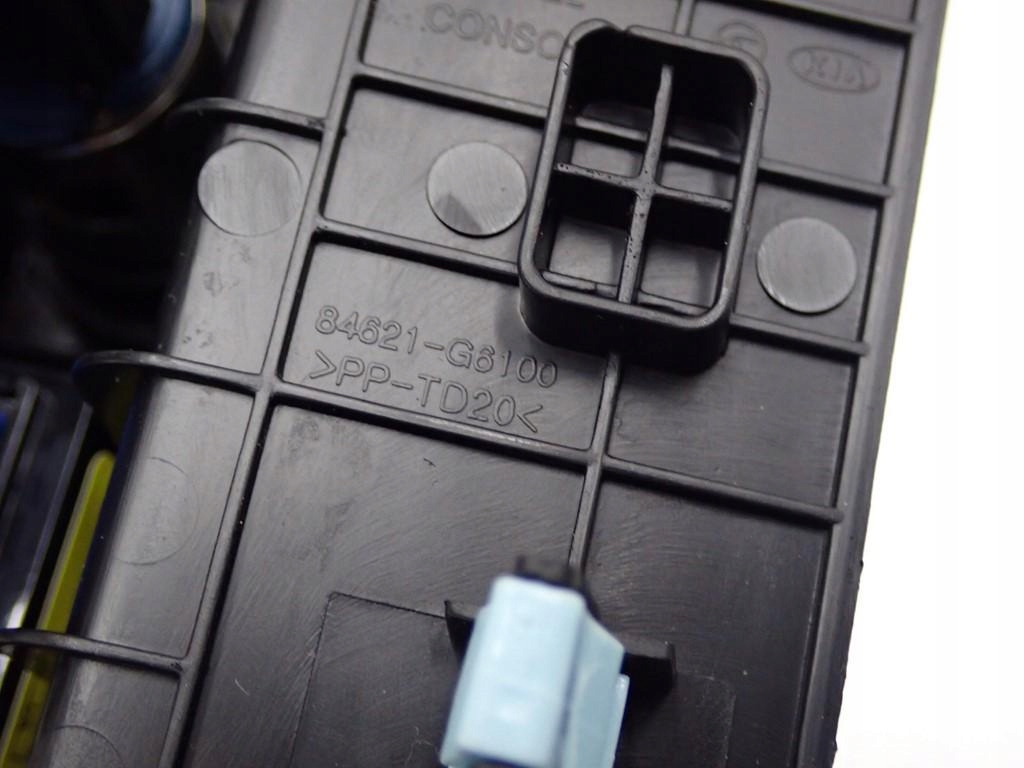 GNIAZDO PORT USB AUX EUROPA KIA PICANTO III 19R 12847647317