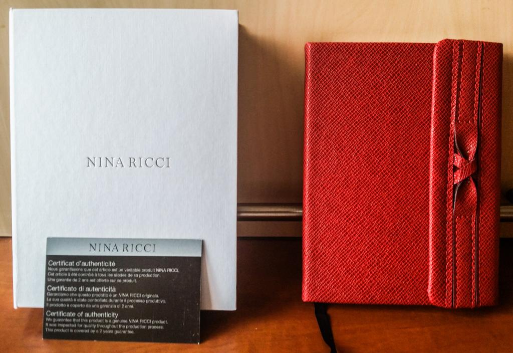 Ekskluzywny Notes Nina Ricci BCM od 1zł