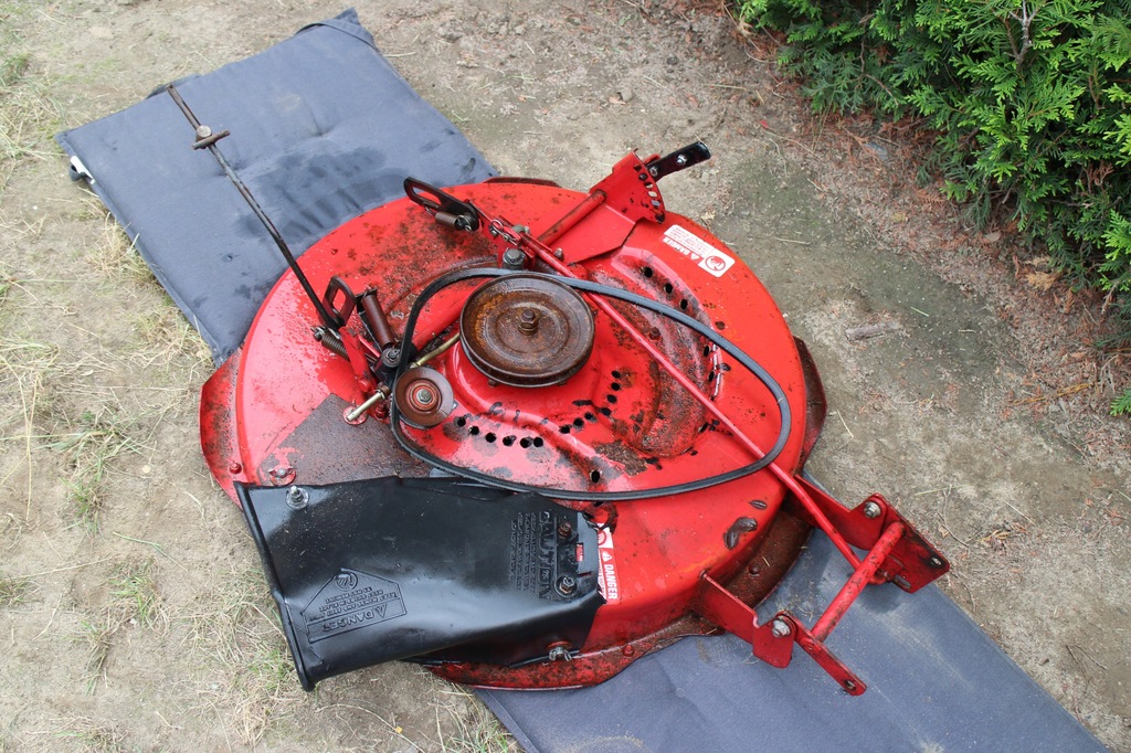 KOSISKO DO TRAKTORKA TORO WHEEL HORSE 212 5SB 8310199223