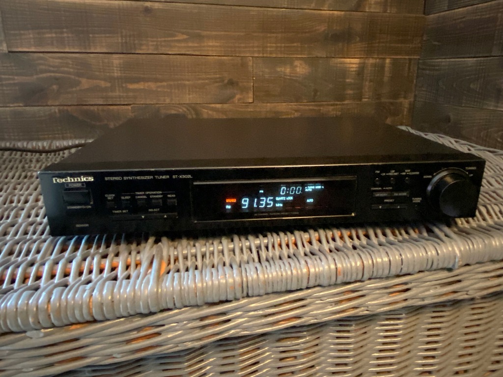 815. TUNER TECHNICS ST-X302L