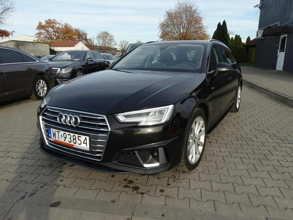 Audi A4 2,0 TDi S tronic(190 KM) Quattro S-line