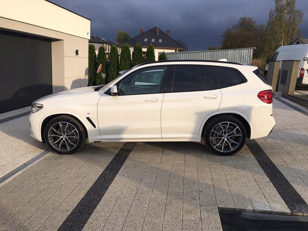 Купить BMW X3 (G01) xDrive 20 d 190 л.с. в комплектации: отзывы, фото, характеристики в интерне-магазине Aredi.ru