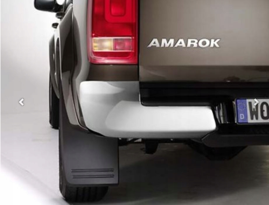 !VW OE Zestaw chlapaczy tylnych AMAROK 2010-