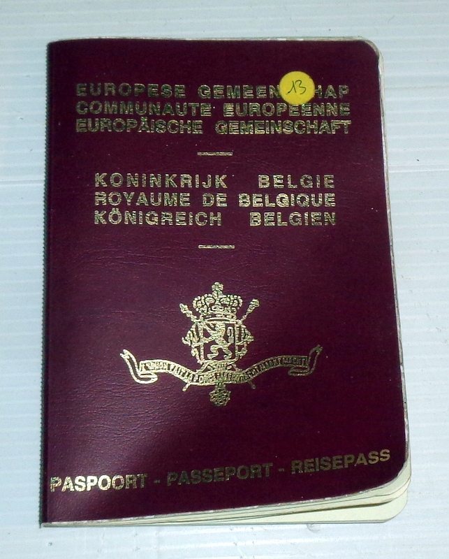 ROYAUME De Belgique - stary Paszport z 1989r .