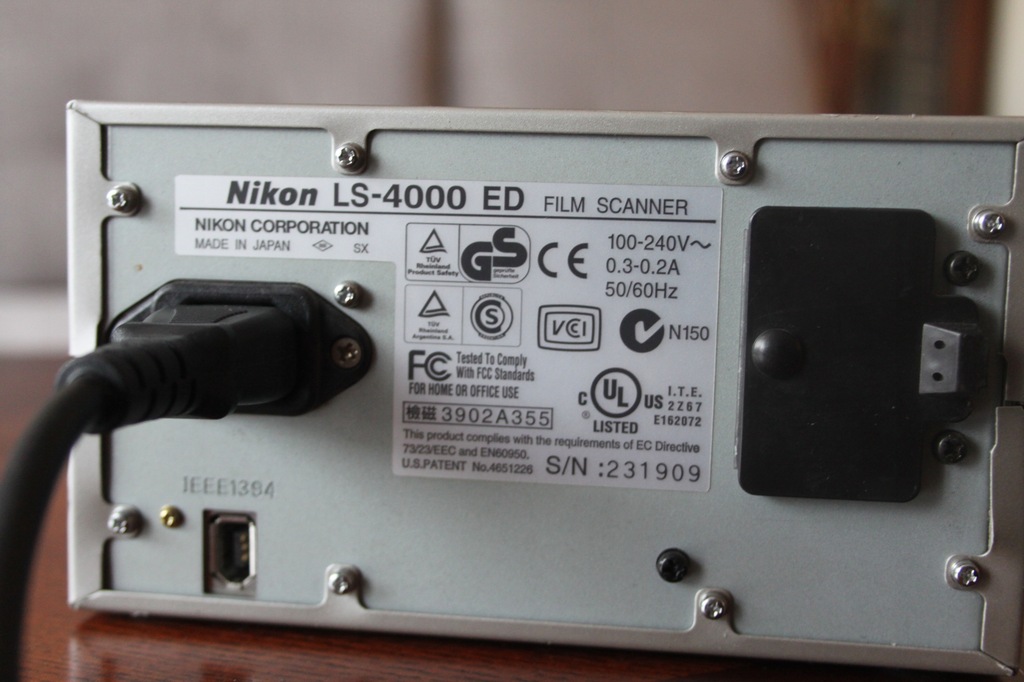 Купить Сканер Nikon Coolscan LS 4000: отзывы, фото, характеристики в интерне-магазине Aredi.ru