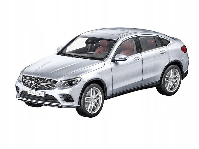 Miniatura Mercedes GLC 1:18