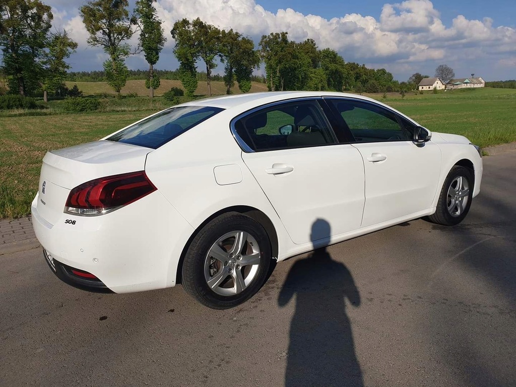 SAMOCHÓD OSOBOWY PEUGEOT 508 SEDAN BIAŁY AUTOMAT