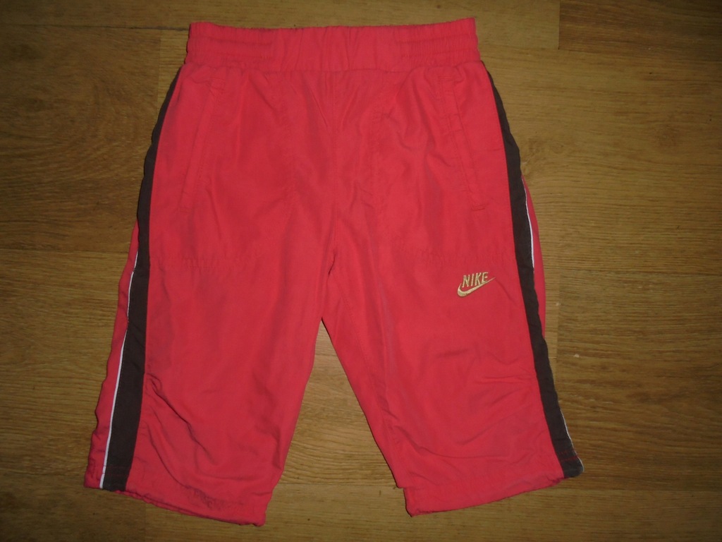 NIKE_JAK NOWE_ŚWIETNE SPODENKI_104-110 CM