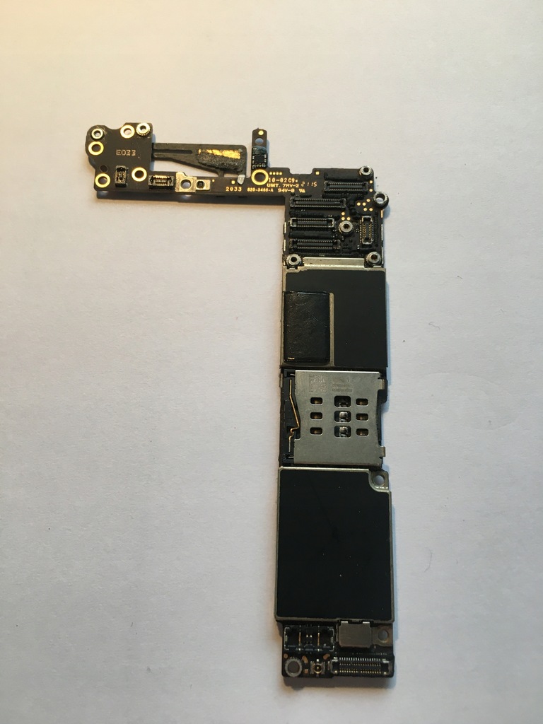 Материнская плата 6s. Материнская плата 6s. 6s plus материнская плата. Материнская плата 6s. Iphone 6s plus плата.