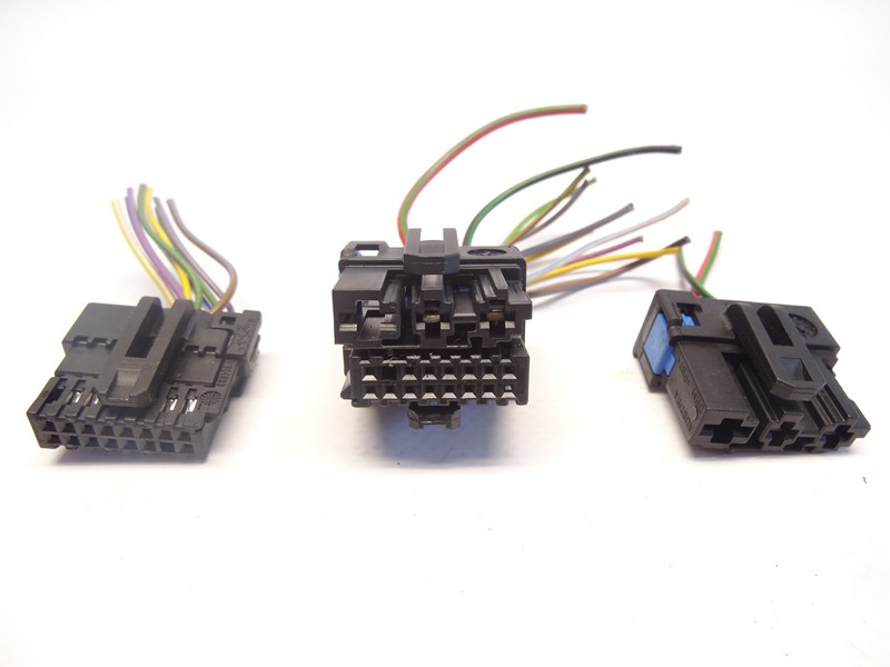 1J0937714 4B0972585 WTYCZKA KOSTKA ZLACZE AUDI VW