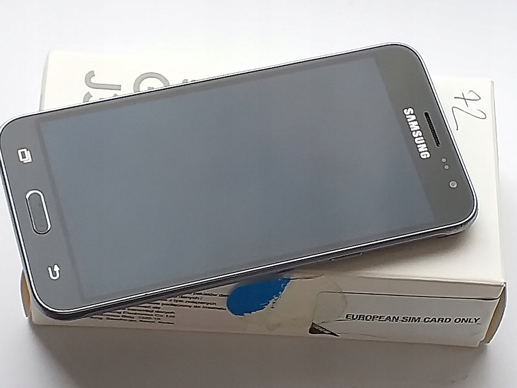 Samsung Galaxy J3 2016 Czarny - bez blokady