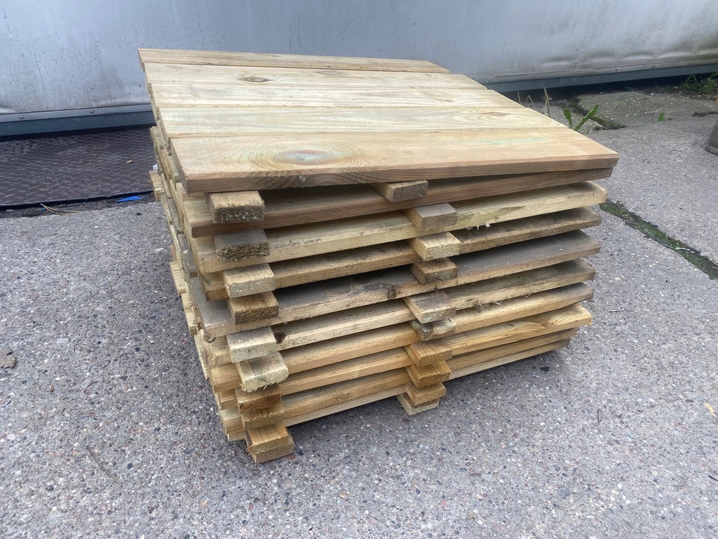 10 SZT Podest tarasowy drewniany 50x50x3,2 cm