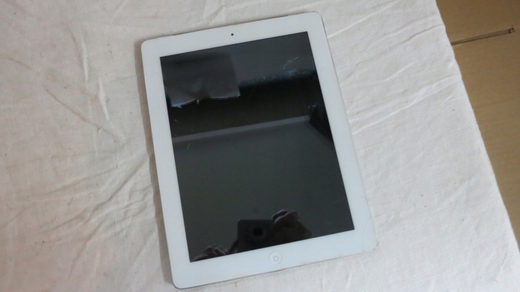 Tablet Apple iPad 2 9,7" 512 MB / 64 GB Zbity/ Dotyk X