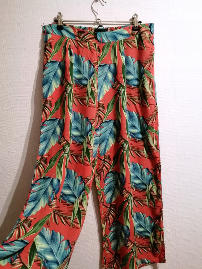 wakacyjne spodnie w palmy rośliny oversize L XL