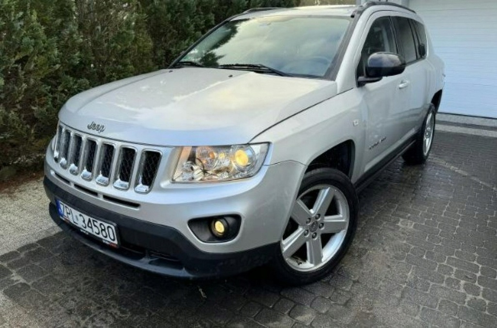 Jeep Compass 4X4 Skóry Grzane fotele 2.2 163KM