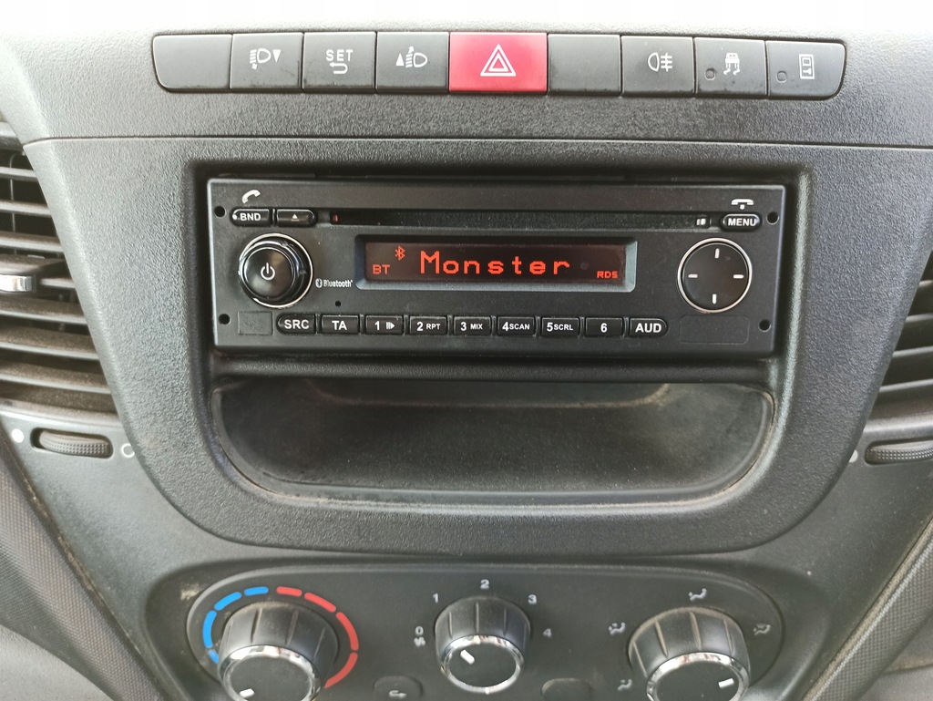 Radio Iveco Daily 14+ Bluetooth USB 5802018763 9523271673 oficjalne
