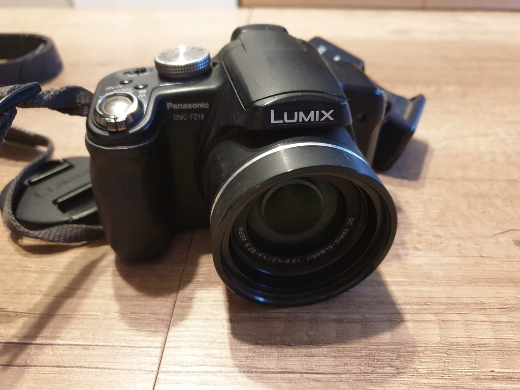 Aparat LUMIX Panasonic DMC-FZ18 18x 35mm 28-504