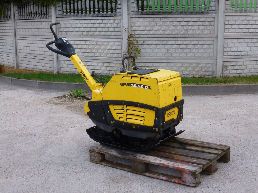 Zagęszczarka płyta gruntu BOMAG BPR 55/65