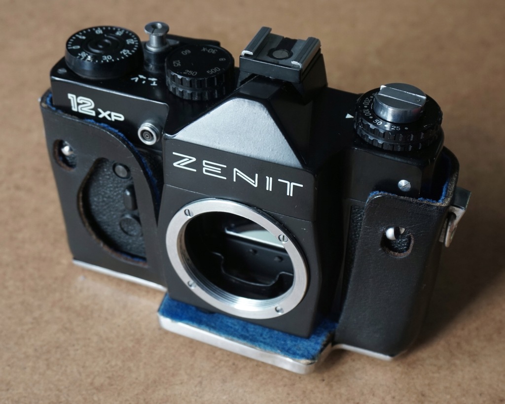 Zenit 12XP