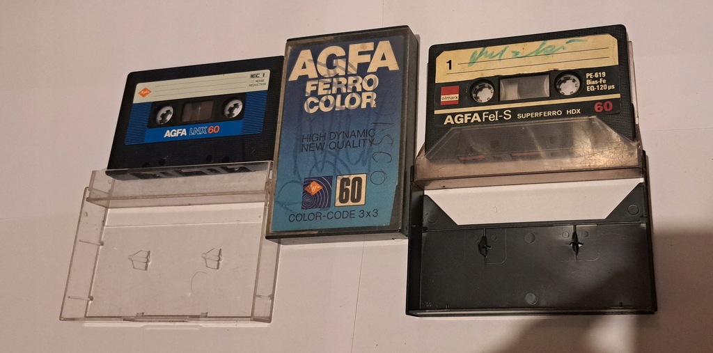 ZESTAW Kaset magnetofonowych AGFA LNX60 x 2 oraz FEI-S 60 1 sztuka