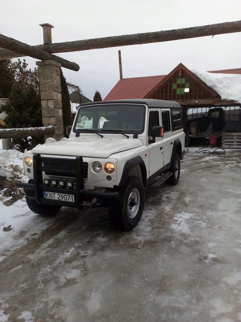 Land rover defender Santana zniknął ps10