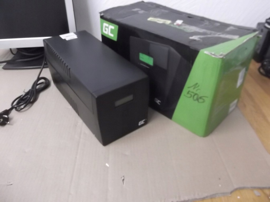 Zasilacz UPS Green Cell 1000 VA 600 W