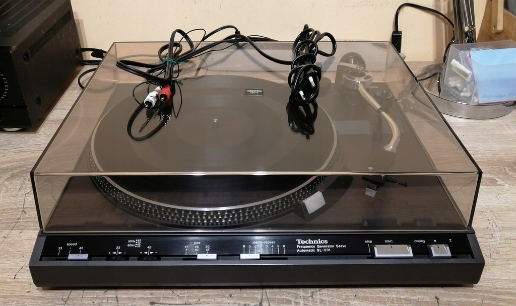 Gramofon Technics SL-231